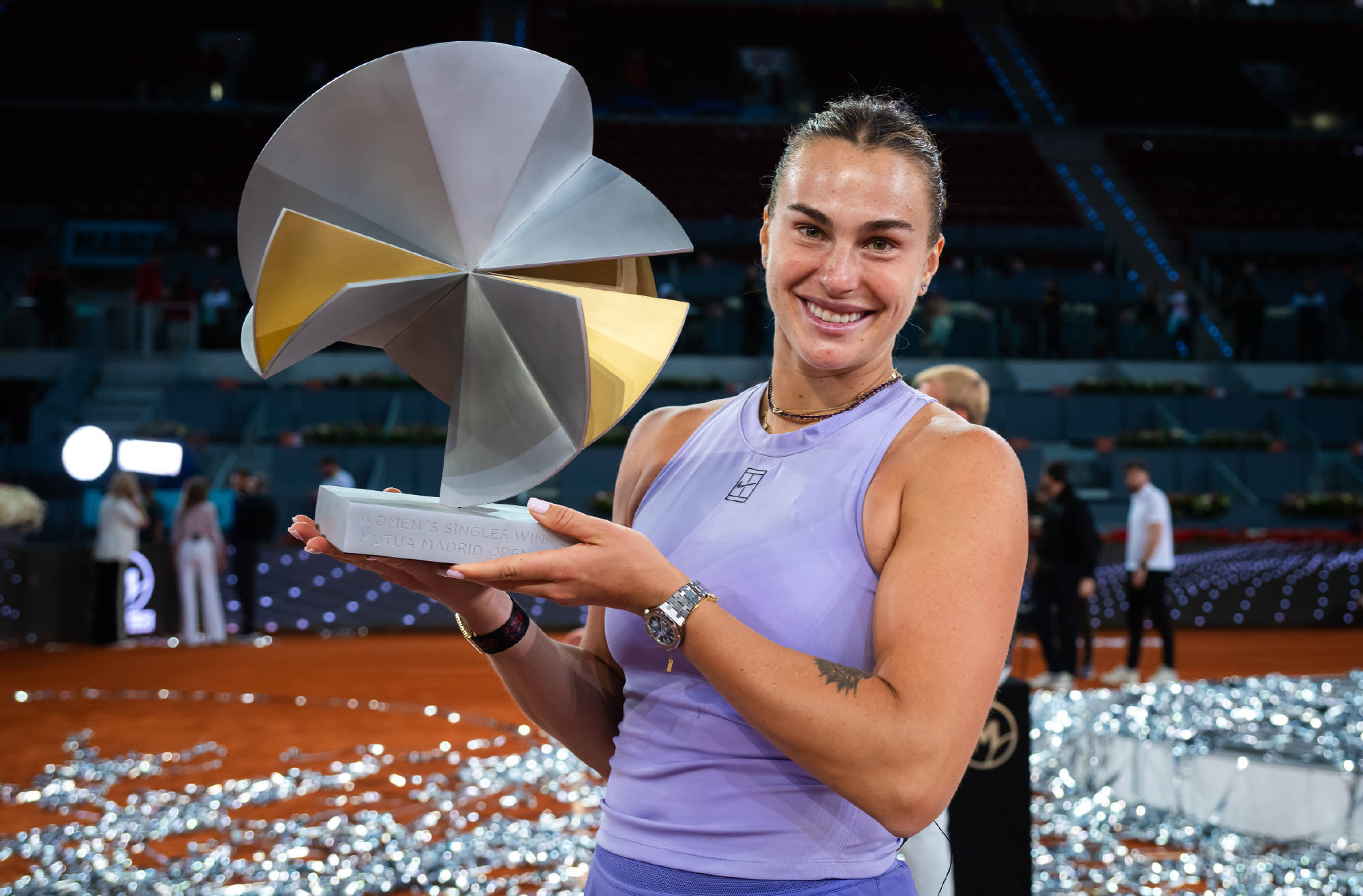 爱游戏APP科维托娃迎来七赛季出色发挥，瑞士队观众热烈欢呼！全场沸腾不已的简单介绍