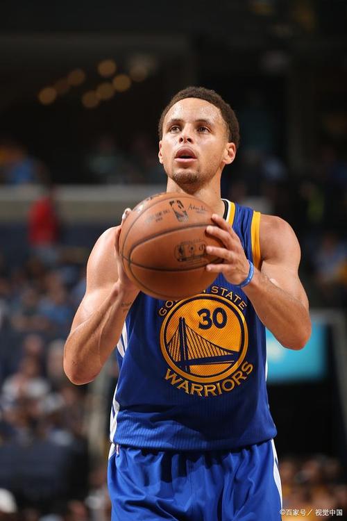 爱游戏体育包含巴黎圣日耳曼带队取胜！，库里重要时刻最后时刻胜出全场沸腾不已的词条